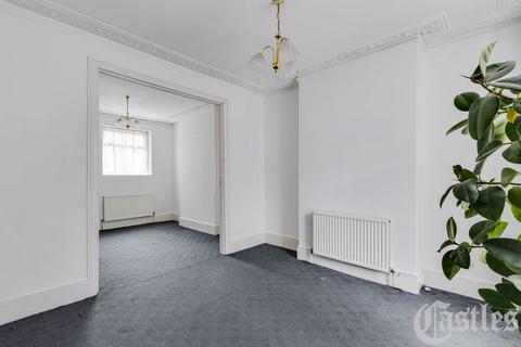 19 Clifden Road, London, E5 0LL