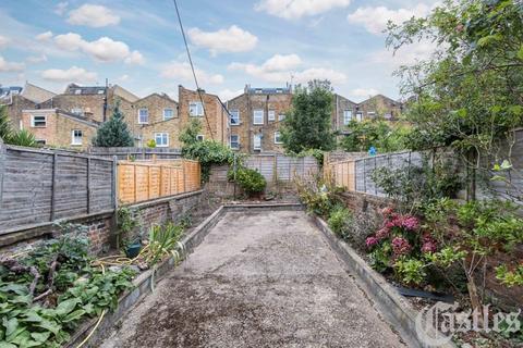 19 Clifden Road, London, E5 0LL