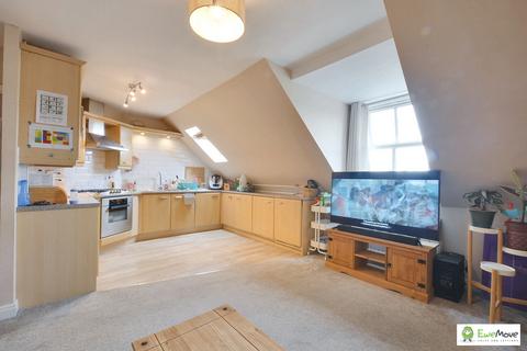 2 bedroom apartment for sale, Conigre Square, Trowbridge, Wiltshire, BA14