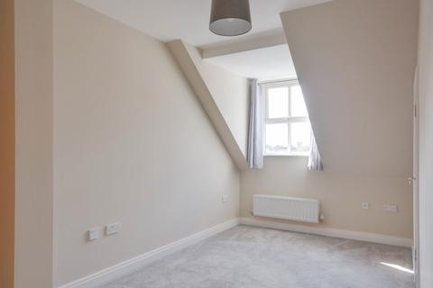 32 Conigre Square, Trowbridge, BA14 8LJ