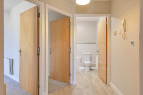 32 Conigre Square, Trowbridge, BA14 8LJ