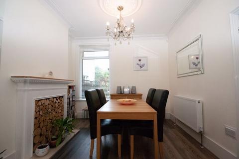 4 bedroom terraced house for sale, Retreat Road, Westcliff-On-Sea SS0