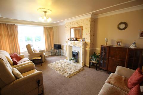 2 bedroom semi-detached bungalow for sale, Greenacre Drive, Wyke BD12