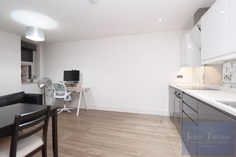 2 bedroom apartment for sale, Verve Apartments, Romford RM1