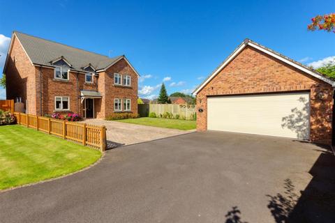 4 bedroom detached house for sale, Robins Grove, Welshampton.