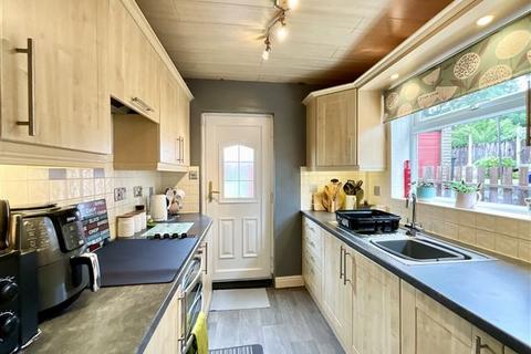31 Lathkill Road, Sheffield, S13 8DJ