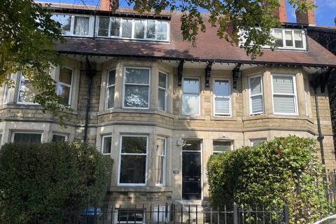 2 bed flat/apartment for rent in Dragon Parade, Harrogate, North Yorkshire, HG1