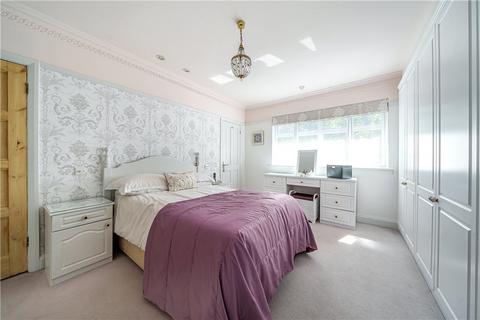 4 bedroom semi-detached house for sale, Park View, Pinner, Middlesex