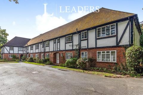 2 bedroom apartment for sale, Kingsley Court, Ashley Park Road, Walton-On-Thames