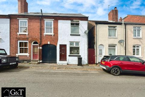 3 bedroom terraced house to rent, Castleton Street, Dudley