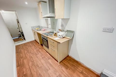 1 bedroom flat to rent, Flat,  Lower High Street, Cradley Heath