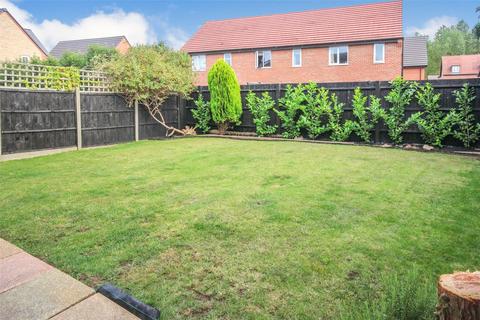 3 bedroom link detached house to rent, Fallowfield, Ampthill, Bedfordshire, MK45