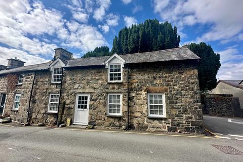 2 bedroom semi-detached house for sale, Parlwr Bach, Lombard Street, Dolgellau LL40 1DP