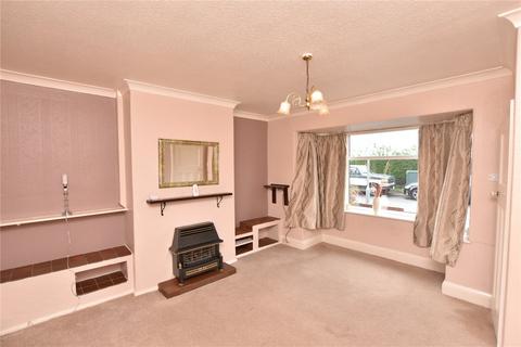 2 bedroom end of terrace house for sale, Grange Avenue, Yeadon, Leeds, West Yorkshire