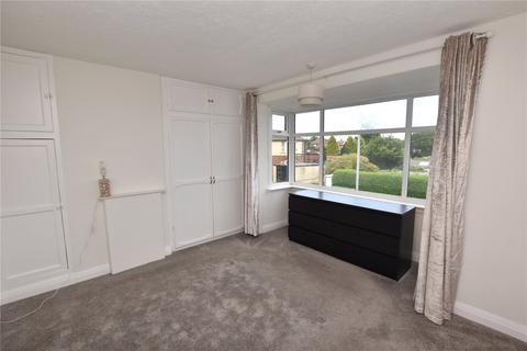 2 bedroom end of terrace house for sale, Grange Avenue, Yeadon, Leeds, West Yorkshire