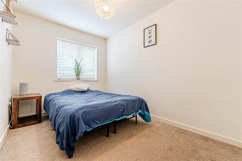 1, The Yard Clarence Drive, Horsforth, Leeds, LS18 4FB