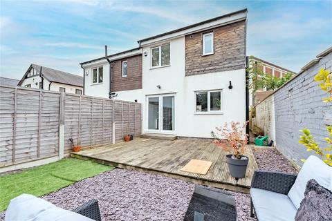 1, The Yard Clarence Drive, Horsforth, Leeds, LS18 4FB