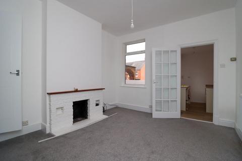 2 bedroom terraced house to rent, Hopefield Road, Leicester, LE3