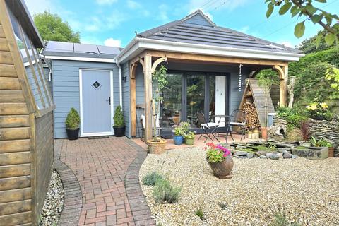 1 bedroom bungalow for sale, St. Davids Close, Woodford, Bude, Cornwall, EX23
