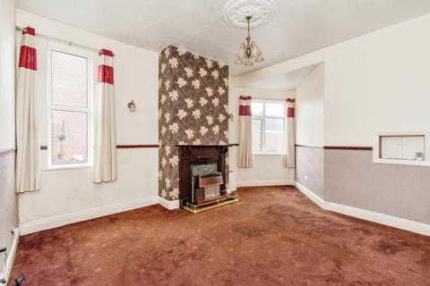 5 bedroom semi-detached house for sale, Barnes Road, West Yorkshire WF10