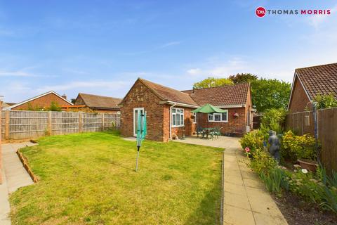 3 bedroom bungalow for sale, Desborough Road, Huntingdon PE29