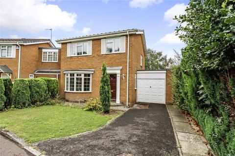 3 bedroom detached house for sale, The Mount, Ryton NE40