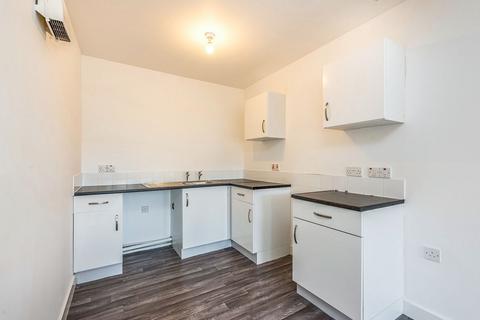 2 bedroom flat to rent, Grahams Road, Falkirk FK2