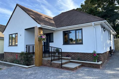 3 bedroom detached bungalow for sale, Dane Court Gardens, Broadstairs