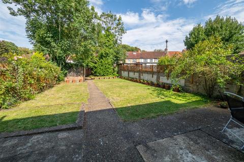 310 Gander Green Lane, Sutton, SM3 9QZ