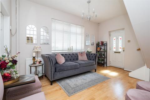 310 Gander Green Lane, Sutton, SM3 9QZ