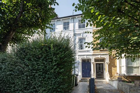 1 bedroom flat to rent, Evering Road, Stoke Newington, London, N16