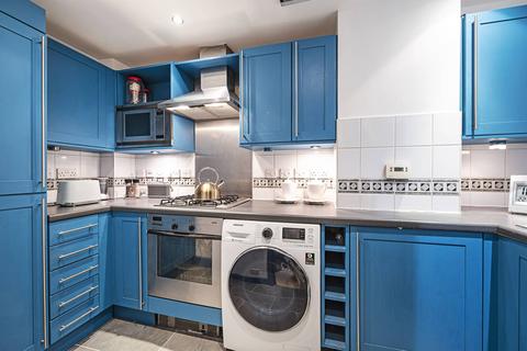 1 bedroom flat to rent, Fairclough Street, Aldgate, London, E1