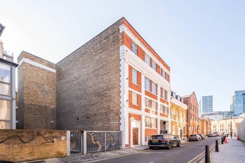 1 bedroom flat to rent, Fairclough Street, Aldgate, London, E1