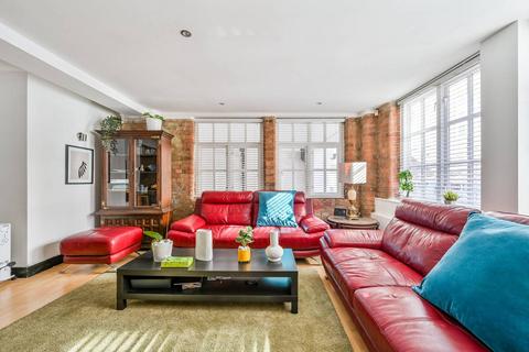 Fairclough Street, Aldgate, London, E1