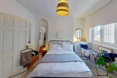 2 bedroom flat to rent, Bewley Street, Shadwell, London, E1