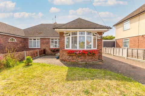 2 bedroom semi-detached bungalow for sale, Colchester Road, Holland-On-Sea, CO15 5