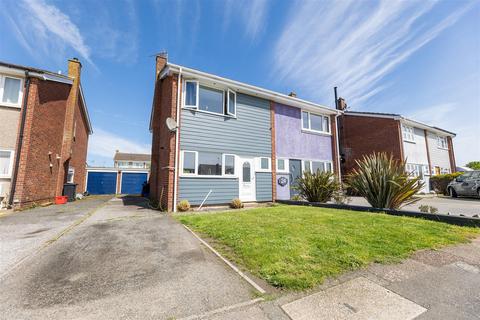 26 Broadstrood, St Osyth, Clacton-on-sea, CO16 8RE