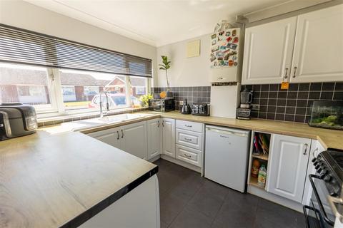 26 Broadstrood, St Osyth, Clacton-on-sea, CO16 8RE