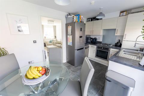 12 Christopher Garnett Chase, Stanway, Colchester, CO3 8BP