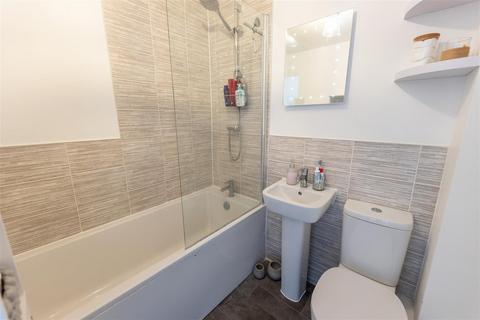 12 Christopher Garnett Chase, Stanway, Colchester, CO3 8BP