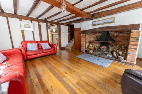 5 bedroom character property for sale, Kings Quay Street, Harwich, CO12 3