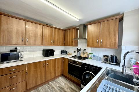 8 Gwent Way, Tredegar, NP22 3HS