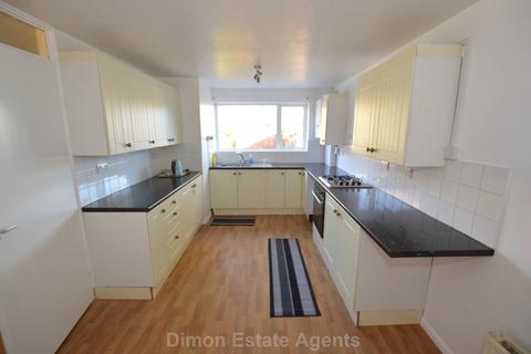 3 bedroom end of terrace house for sale, Naish Drive, Elson