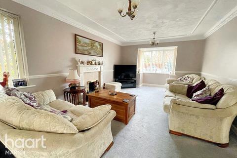 4 bedroom detached house for sale, Steeple View, March