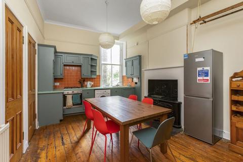 3 bedroom flat to rent, 1315L – Thirlestane Road, Edinburgh, EH9 1AN
