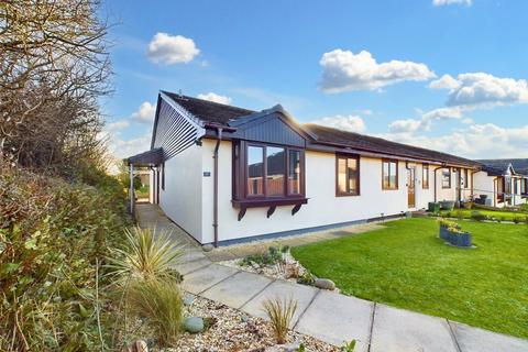 17 Heard Close, Hartland, Bideford, EX39 6HX