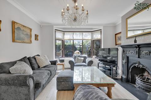 4 bedroom semi-detached house for sale, Whitehall Road, Chingford, E4