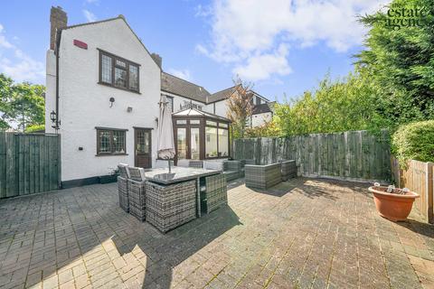 4 bedroom semi-detached house for sale, Whitehall Road, Chingford, E4