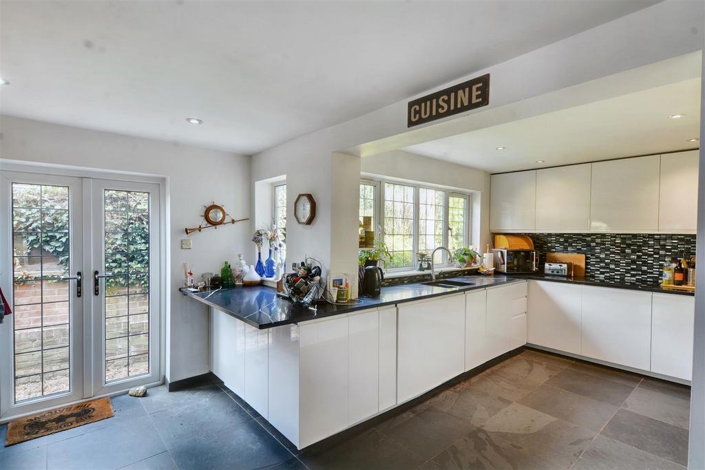 Kitchen area