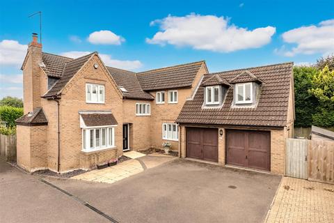 5 bedroom detached house for sale, Harrington Road, Loddington NN14